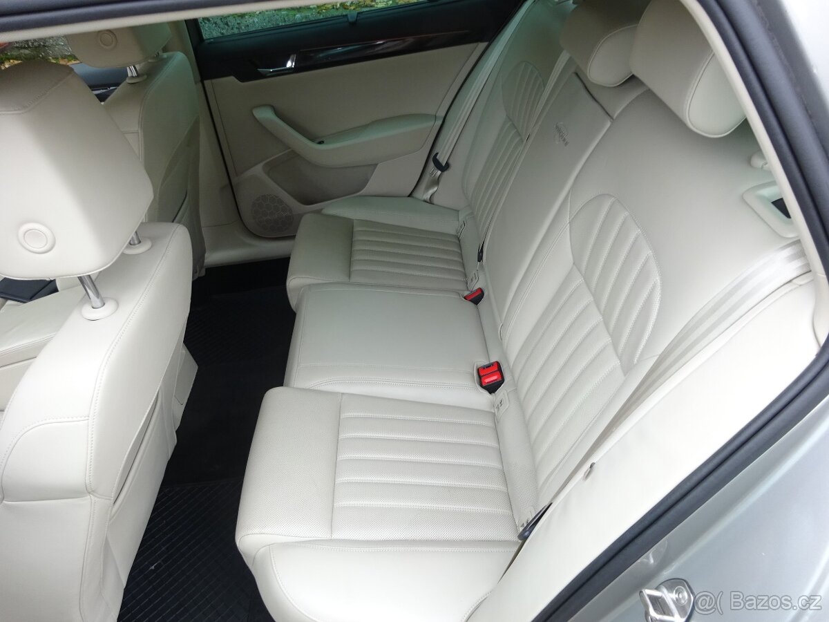 Škoda Superb 2.0 TDI Combi 4x4 L&K r.v.2018 (DPH) ČR - 18
