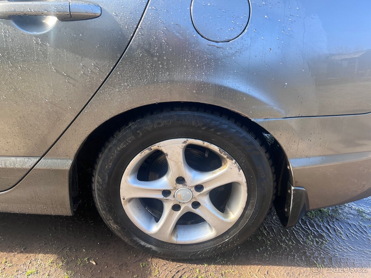 Honda Civic 1.8i-vtec - 18