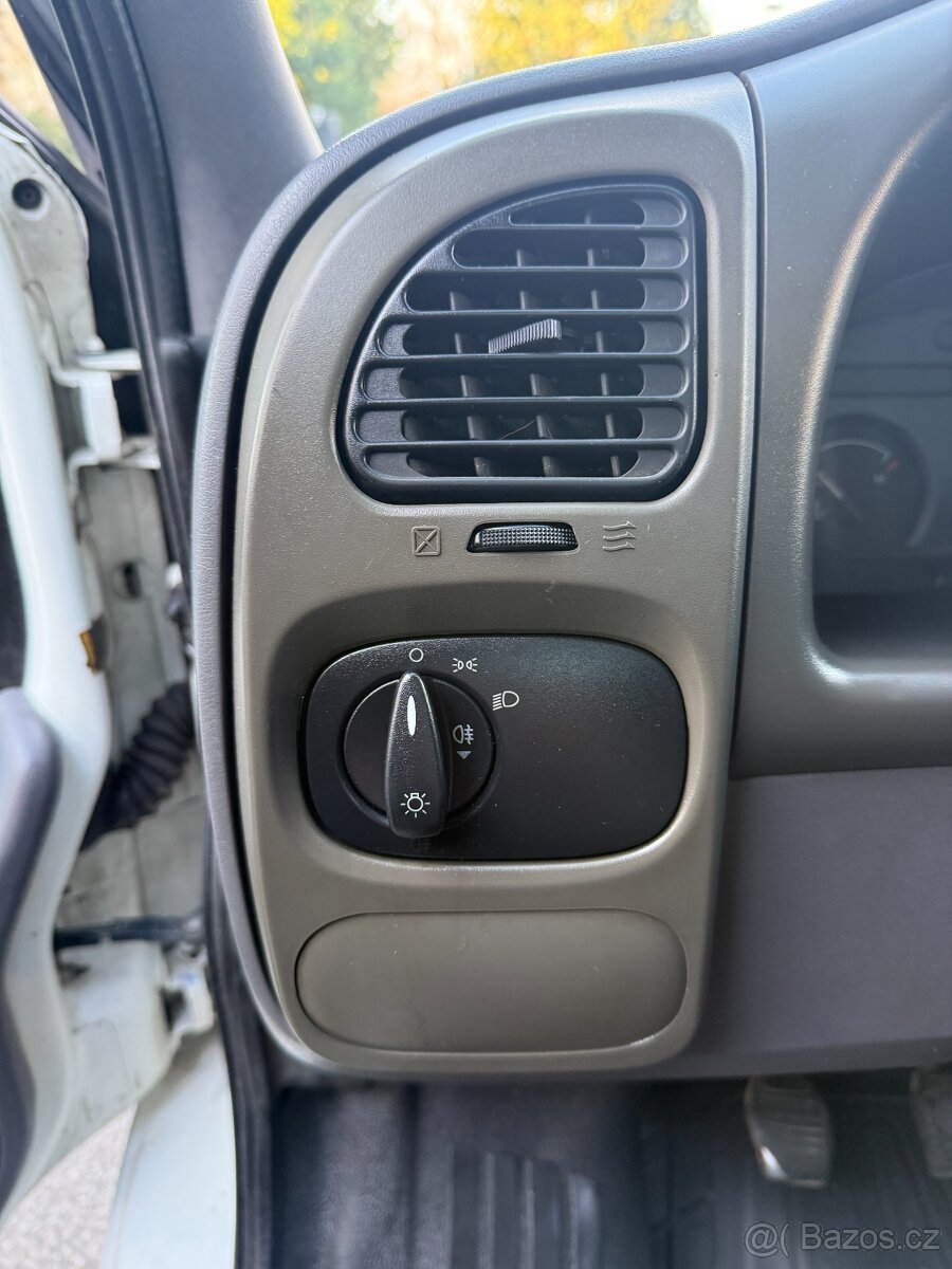 Ford Transit 2.4l 66 kW - 18