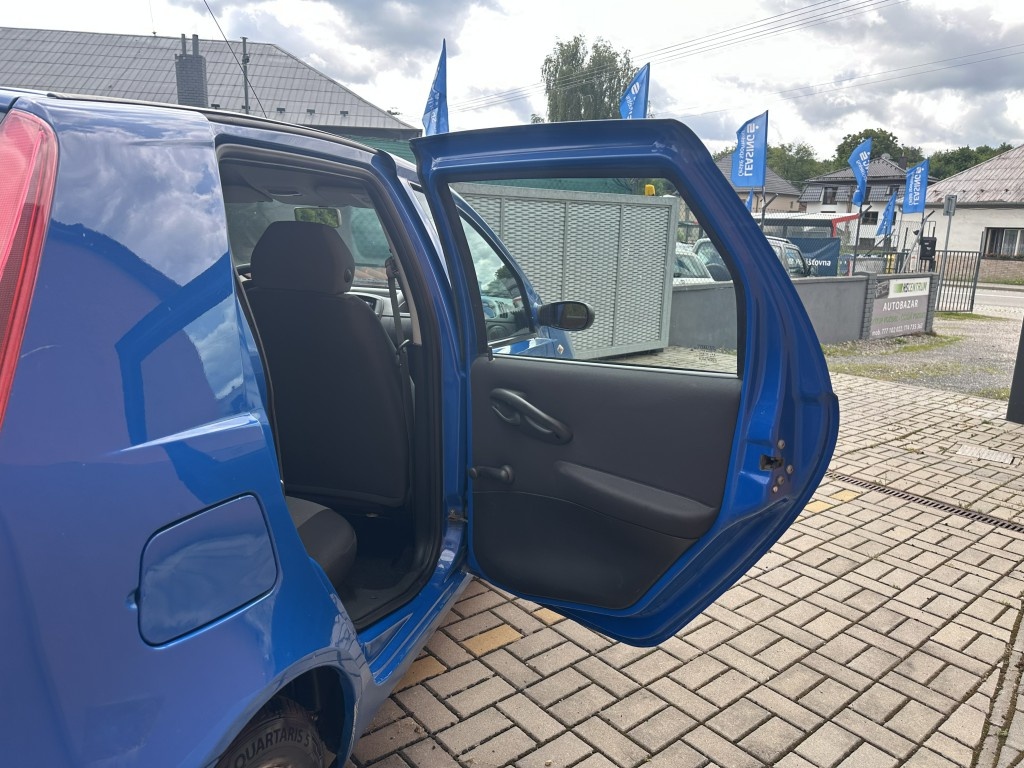 Fiat Punto 1.2i 44kW - 18