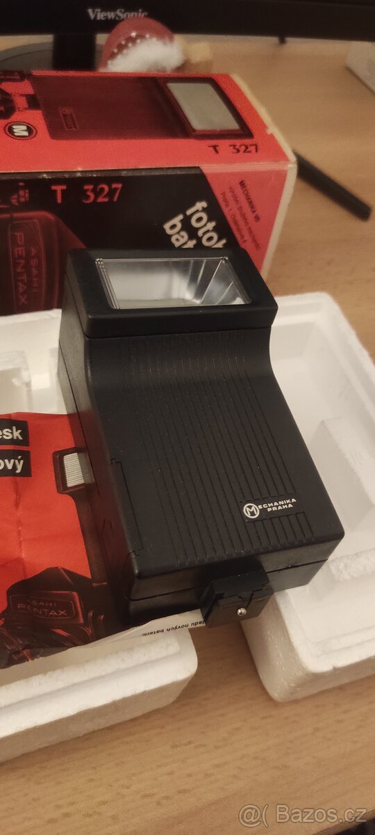 Staré fotoaparáty, kamera a príslušenství - 18