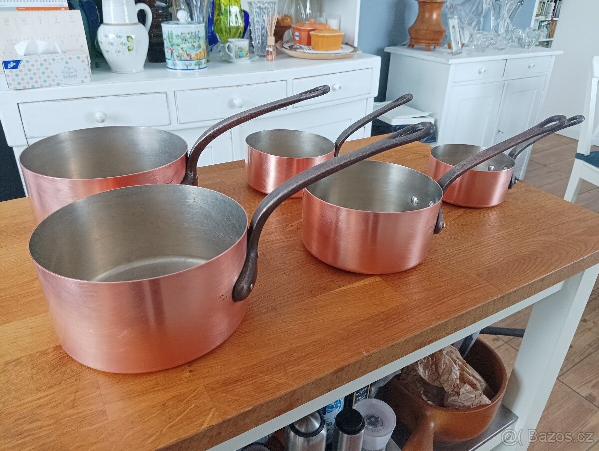 VINTAGE KVALITNÍ MĚDĚNÉ HRNCE TOURNUS FRANCIE 70.LÉTA - 18