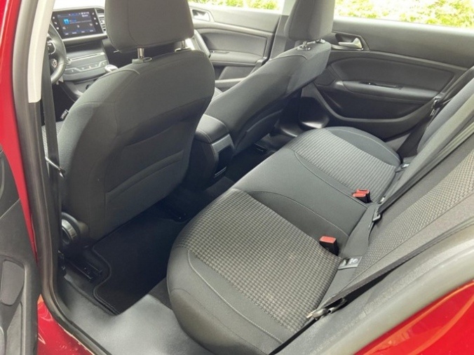 Peugeot 308 1.2PT 96kw ihned - 18