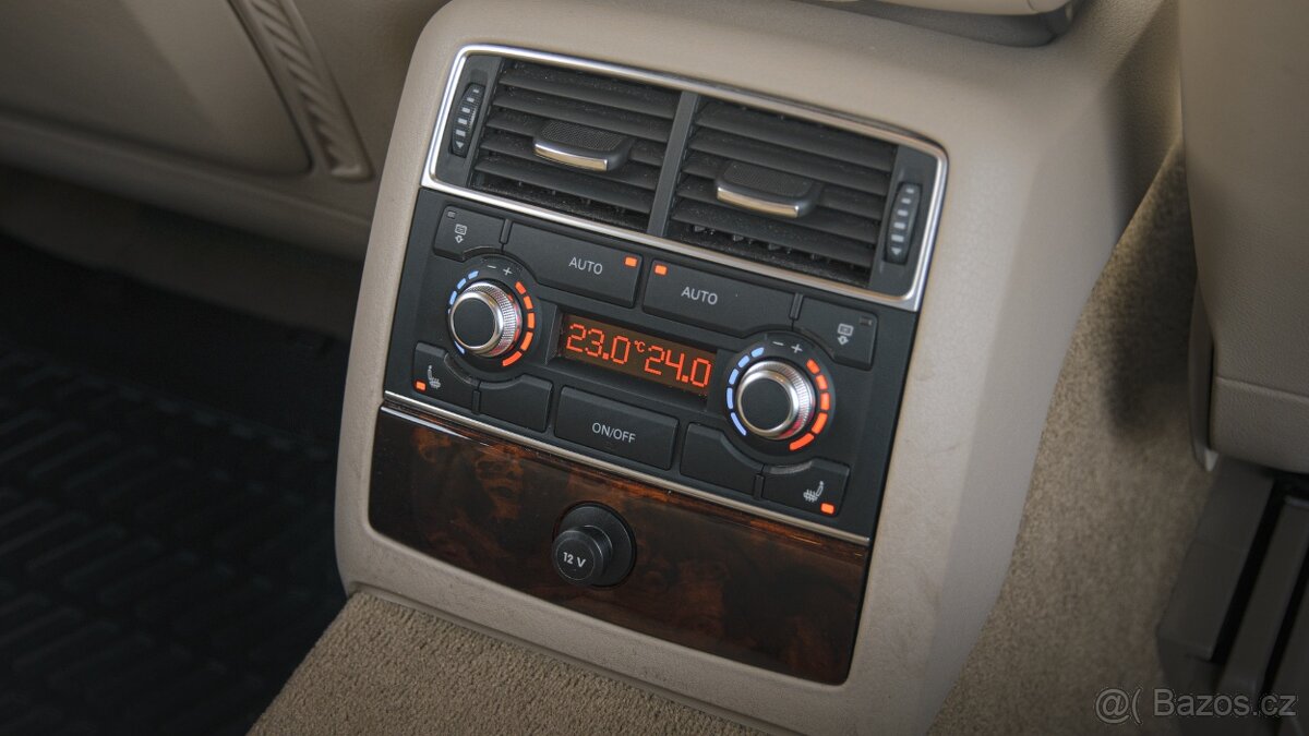 Audi A8, V8 Quattro 4,2FSI/257kW ČR 2.maj - 18