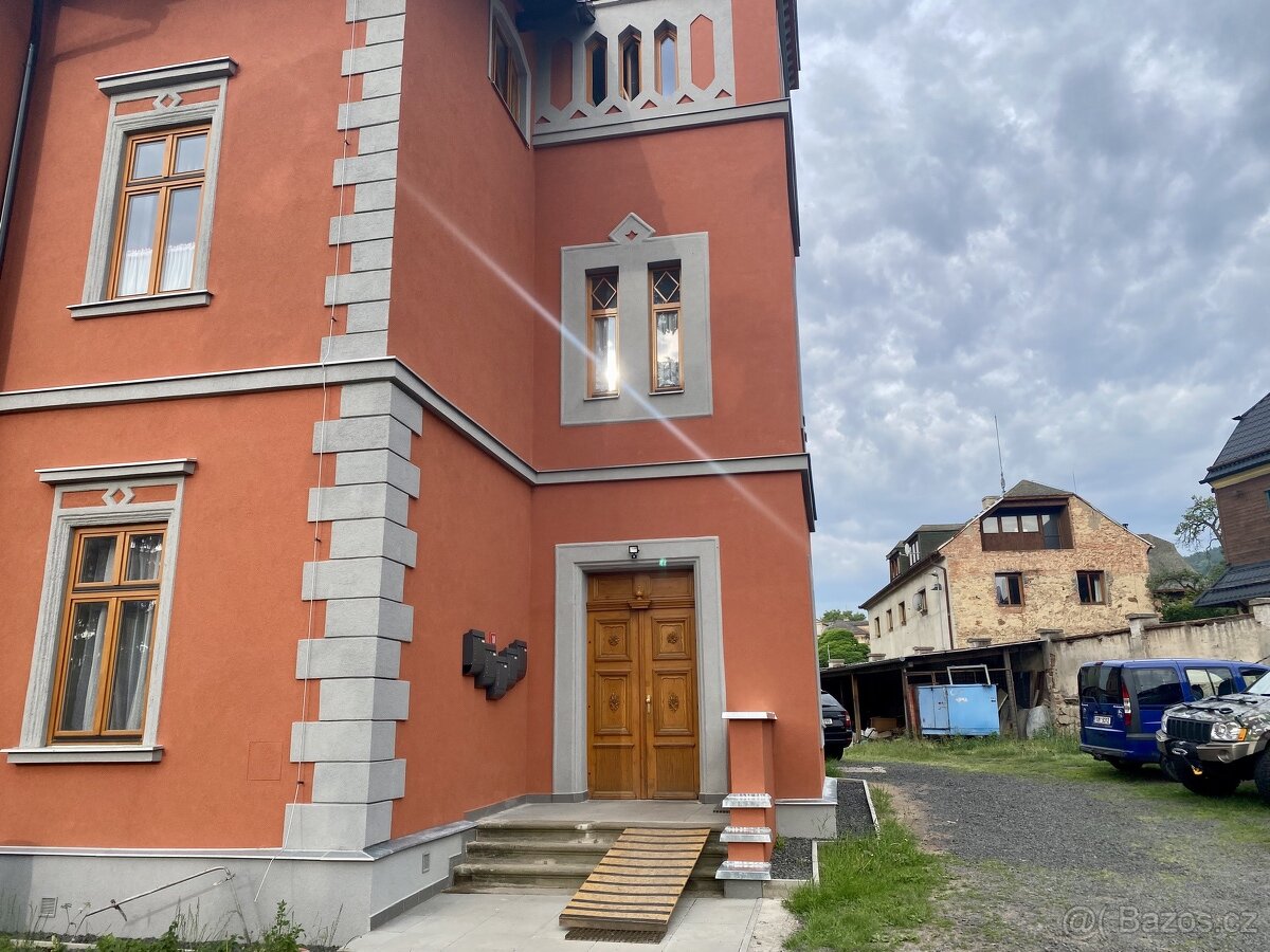 Prodej vily po kompletní generální rekonstrukci - 18