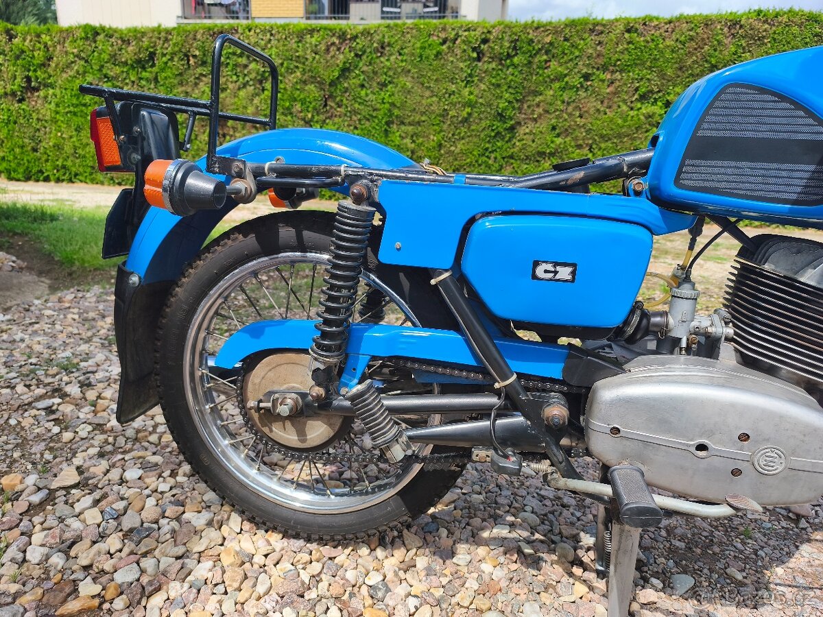 ČZ 175/487 , r.v.1986 - 18