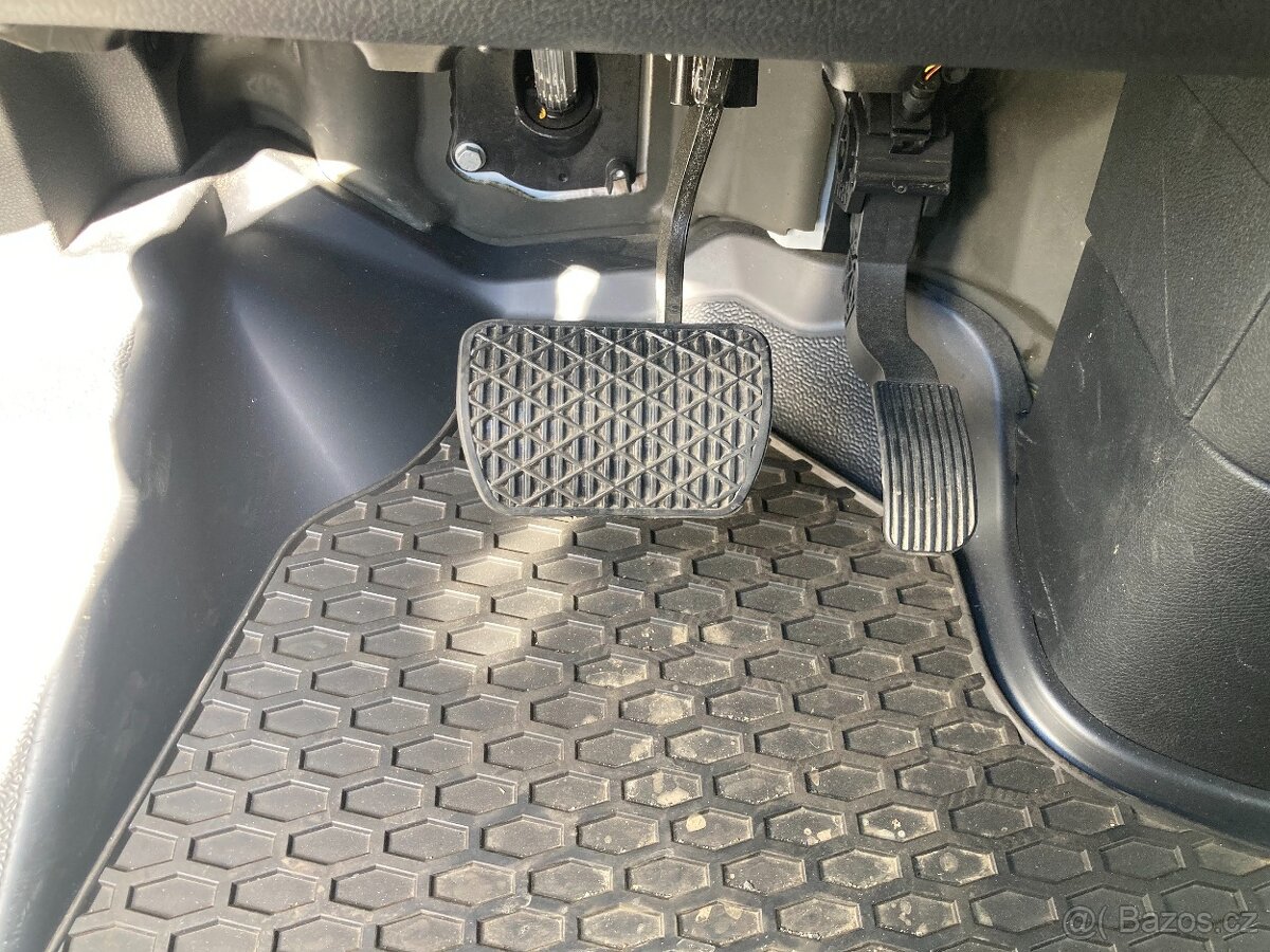 Mercedes Sprinter 319 CDi, 3,0 V6, 140 kw, DPH - 18