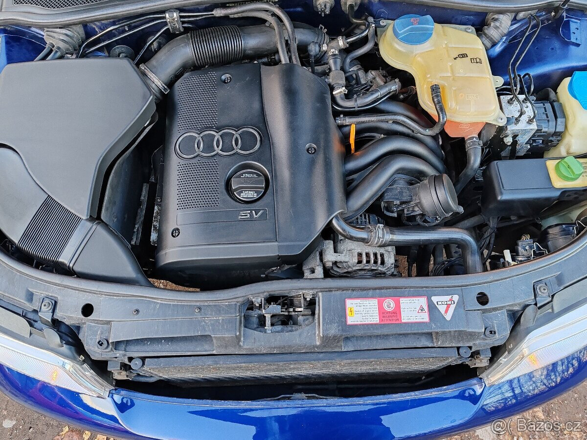 Audi A4 B5 1.8 benzín 92kW rok 1999 YOUNGTIMER - 18