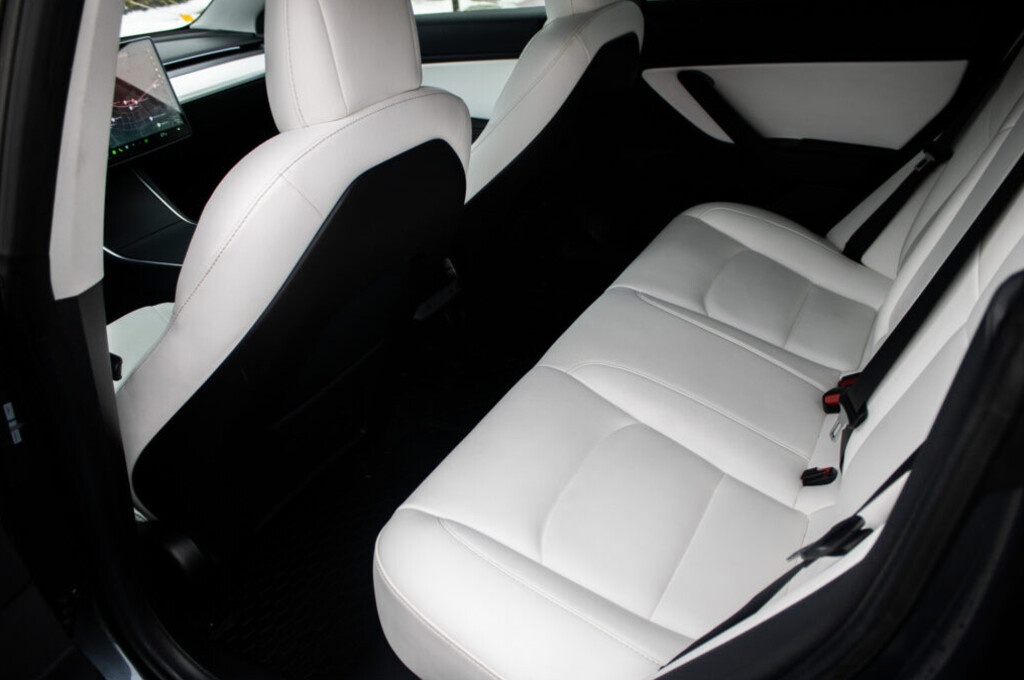 Tesla Model 3 Long Range AWD, 350kW (2019) - 18