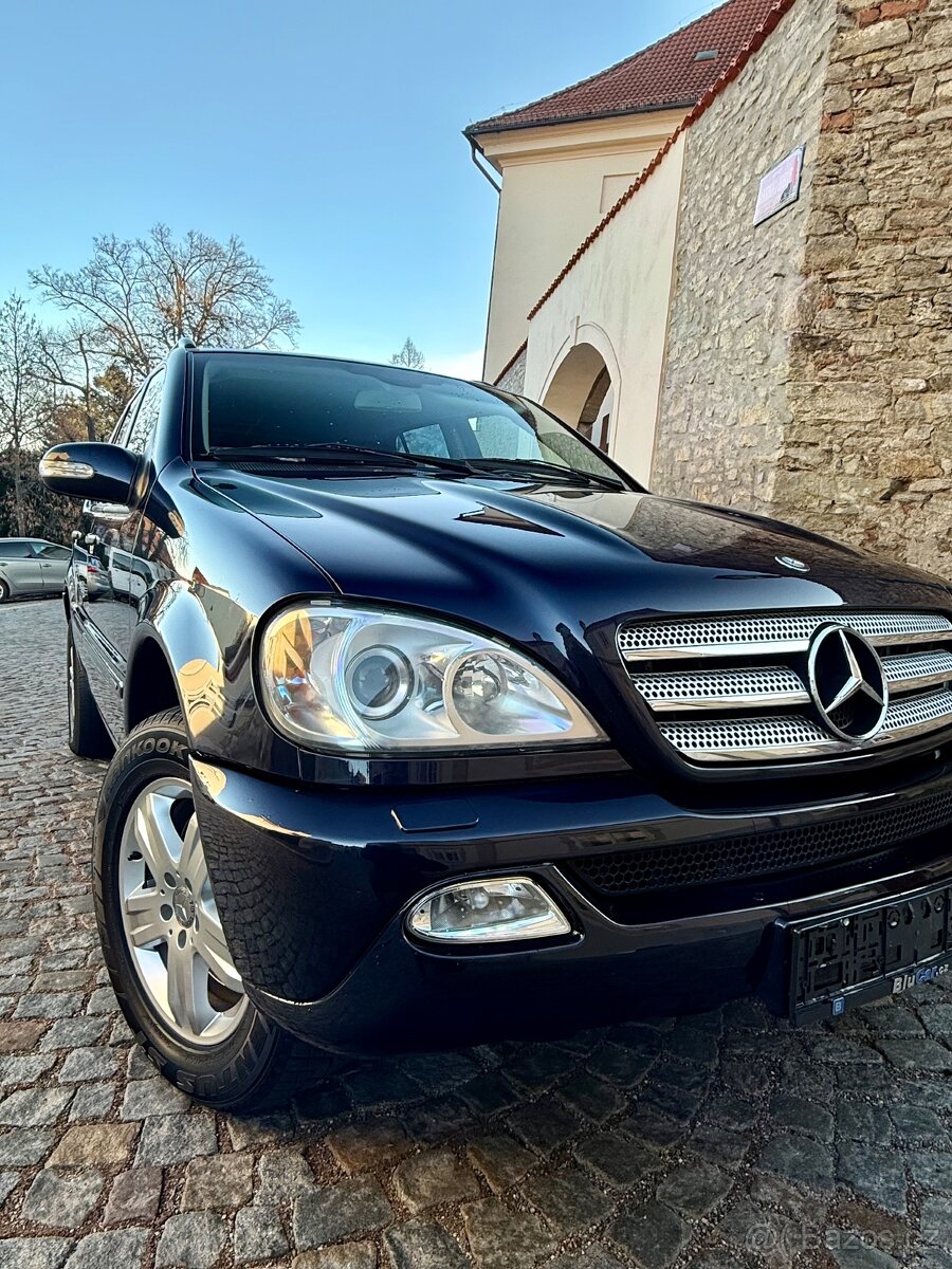 Mercedes Benz ML 270CDi Special Edition 1.Maj Serviska - 18