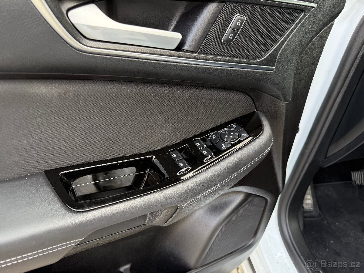 Ford S-MAX 2.0 TDCI ECOBLUE TITANIUM Automat odpočet DPH - 18