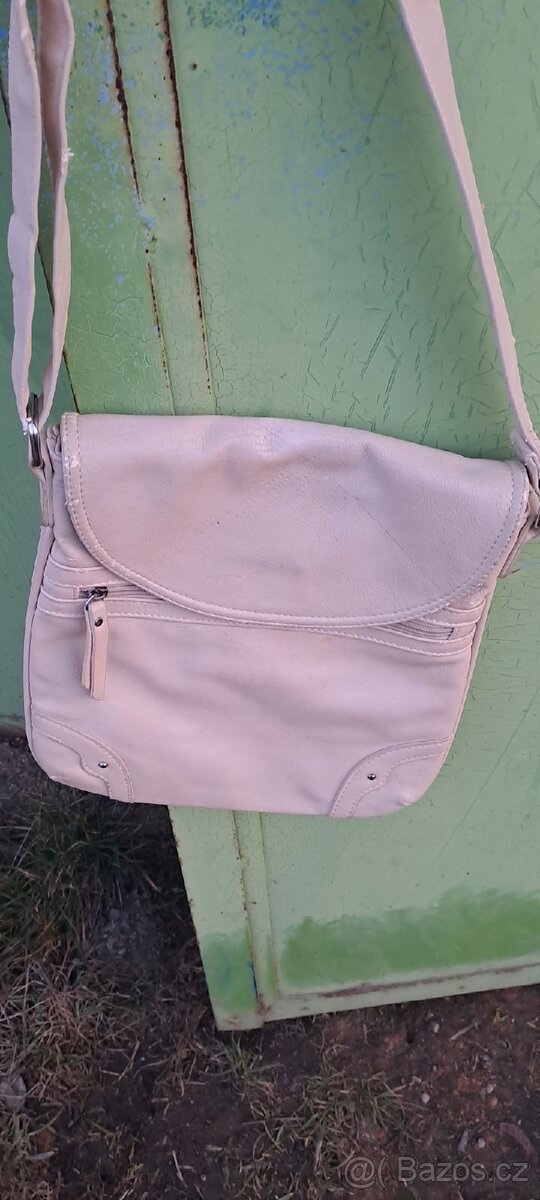 Kabelky a tašky - 18