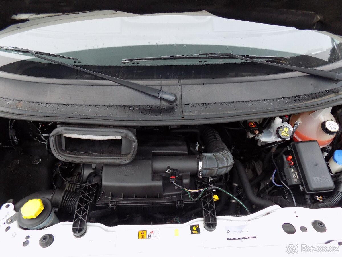 Ford Transit 2.2 TDCI SWB TREND AC 9 MÍST - 18