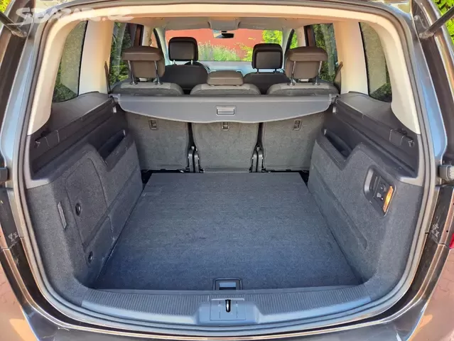 VW Sharan 2.0TDI 110kW,2015,DSG,xenon,tažné,serviska - 18