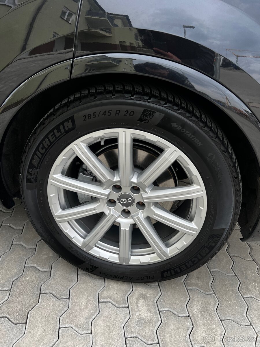 Audi Q7 S-line - 18