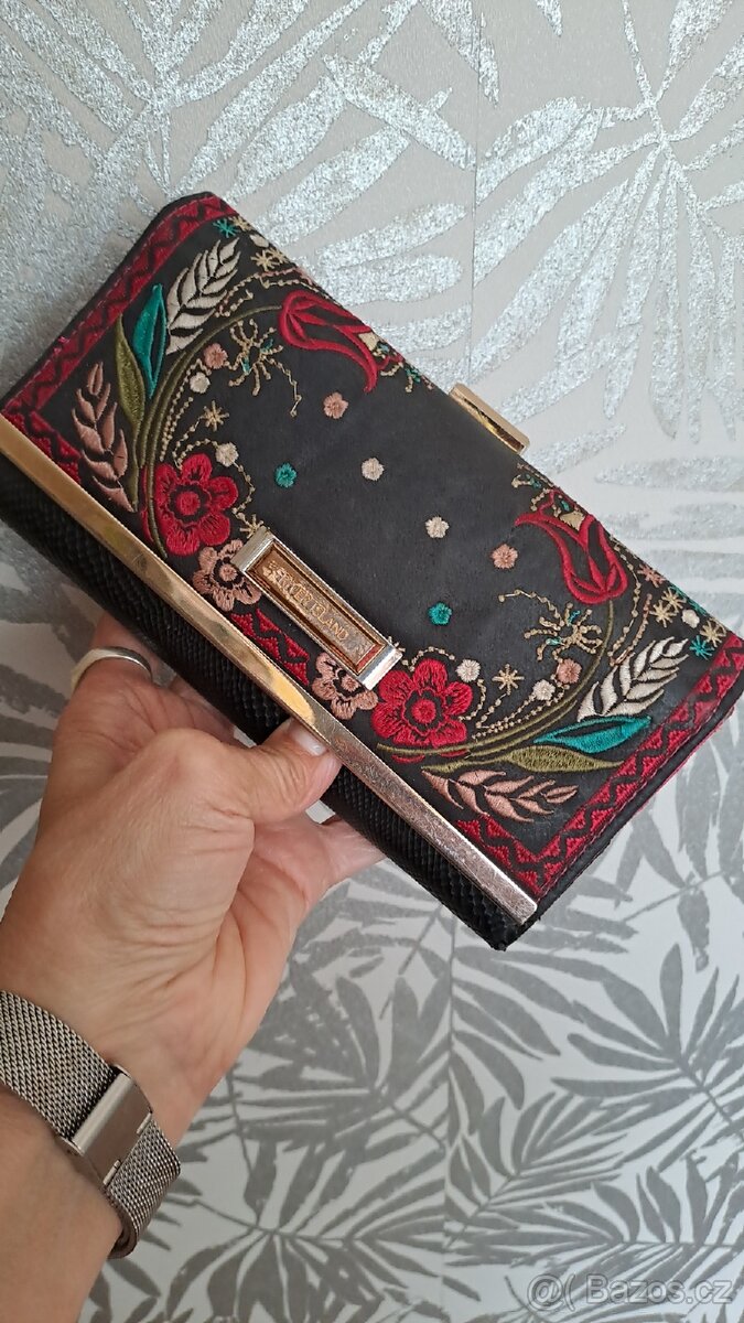 Kabelky a peněženka - 18