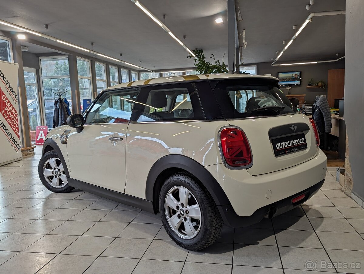 Mini One 1.2 i 75kW VÝHŘEVY, PDC - 18