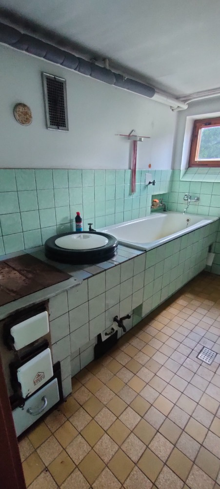 Prodej dvougeneračního RD Kovářov, okr. Písek - 18