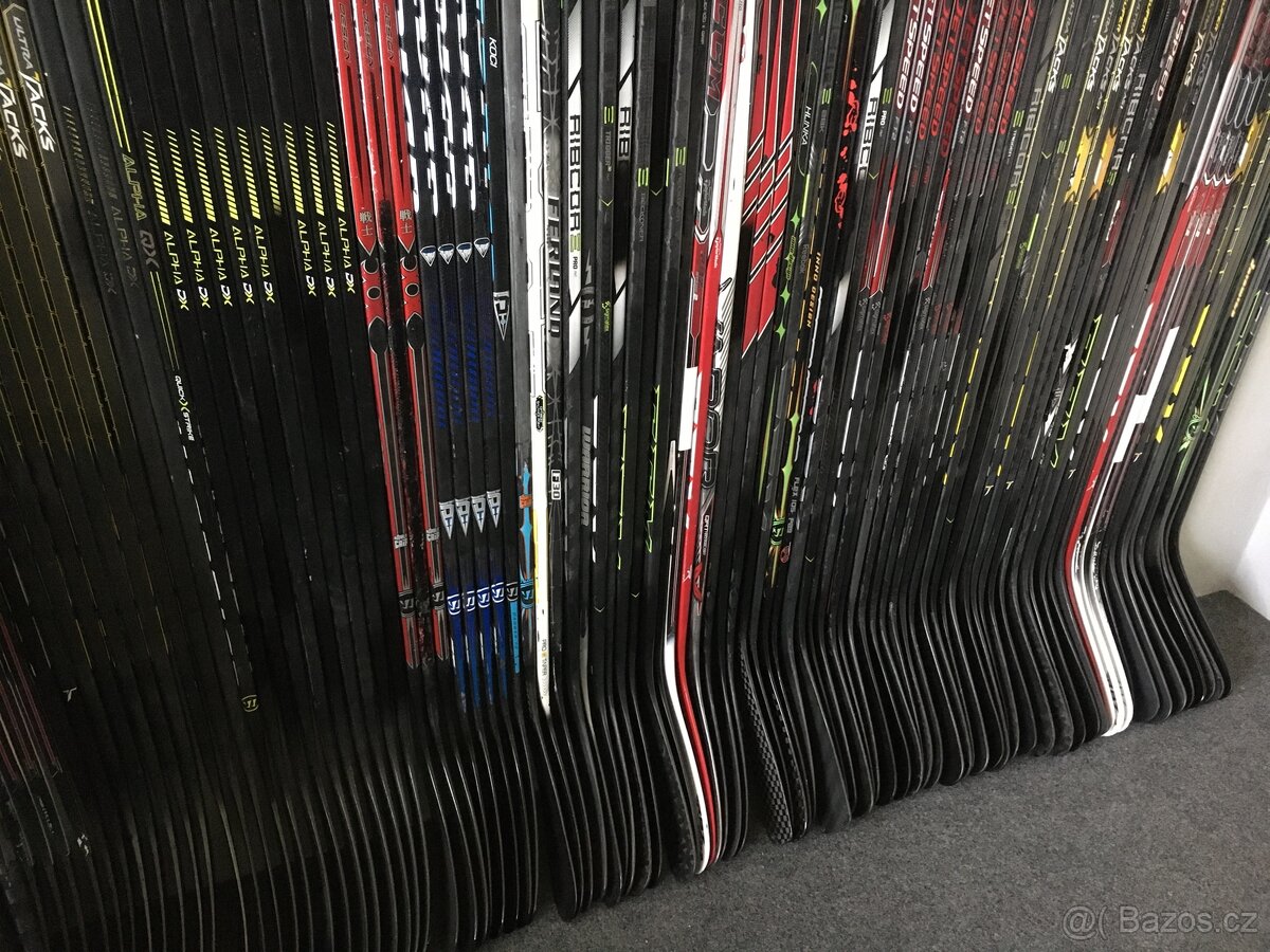 Kompozitová hokejka CCM, WARRIOR - 18