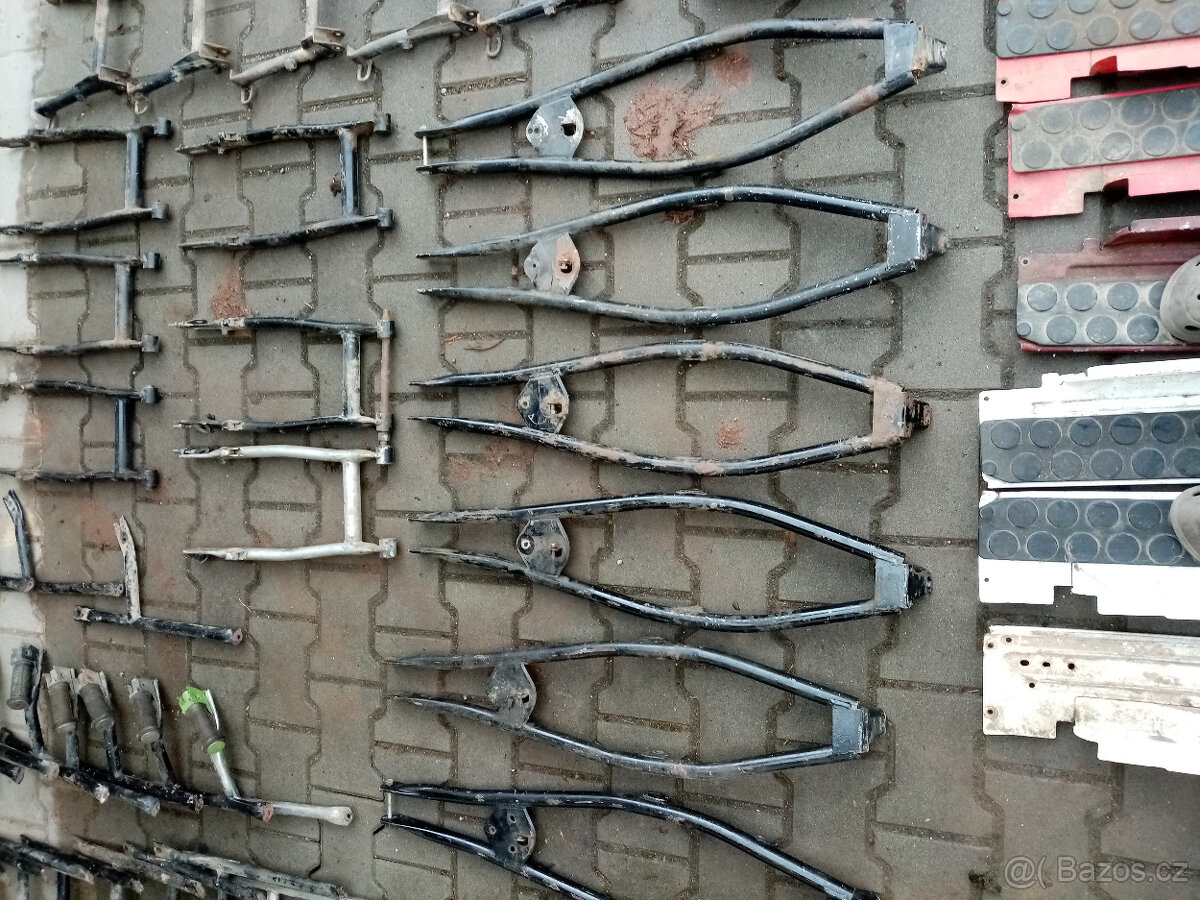 Díly na simsona - 18