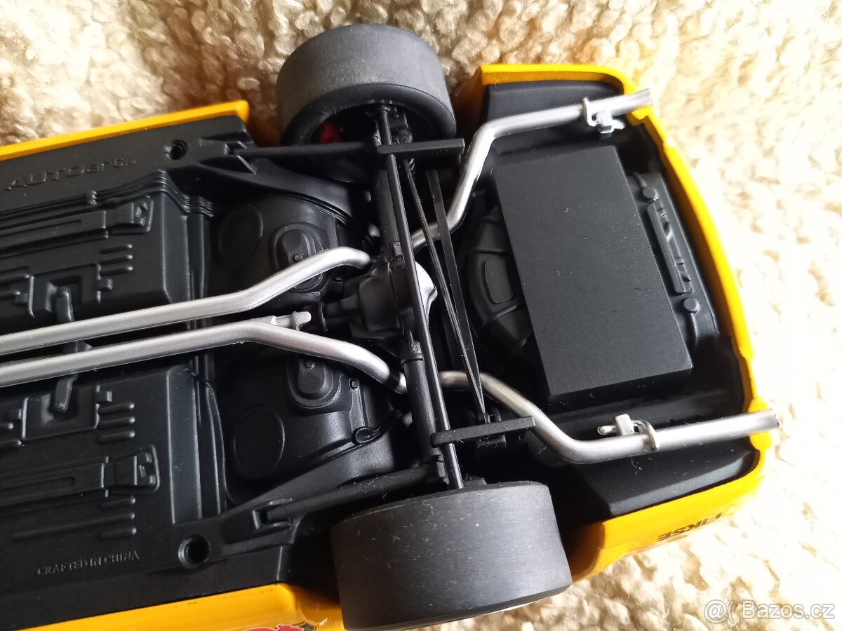 Prodám Ford Mustang GT - 1:18 -AutoArt,použitý,limitovaný - 18