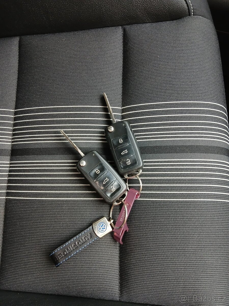 VW GOLF VI Plus 1.6 TDI MATCH - 18