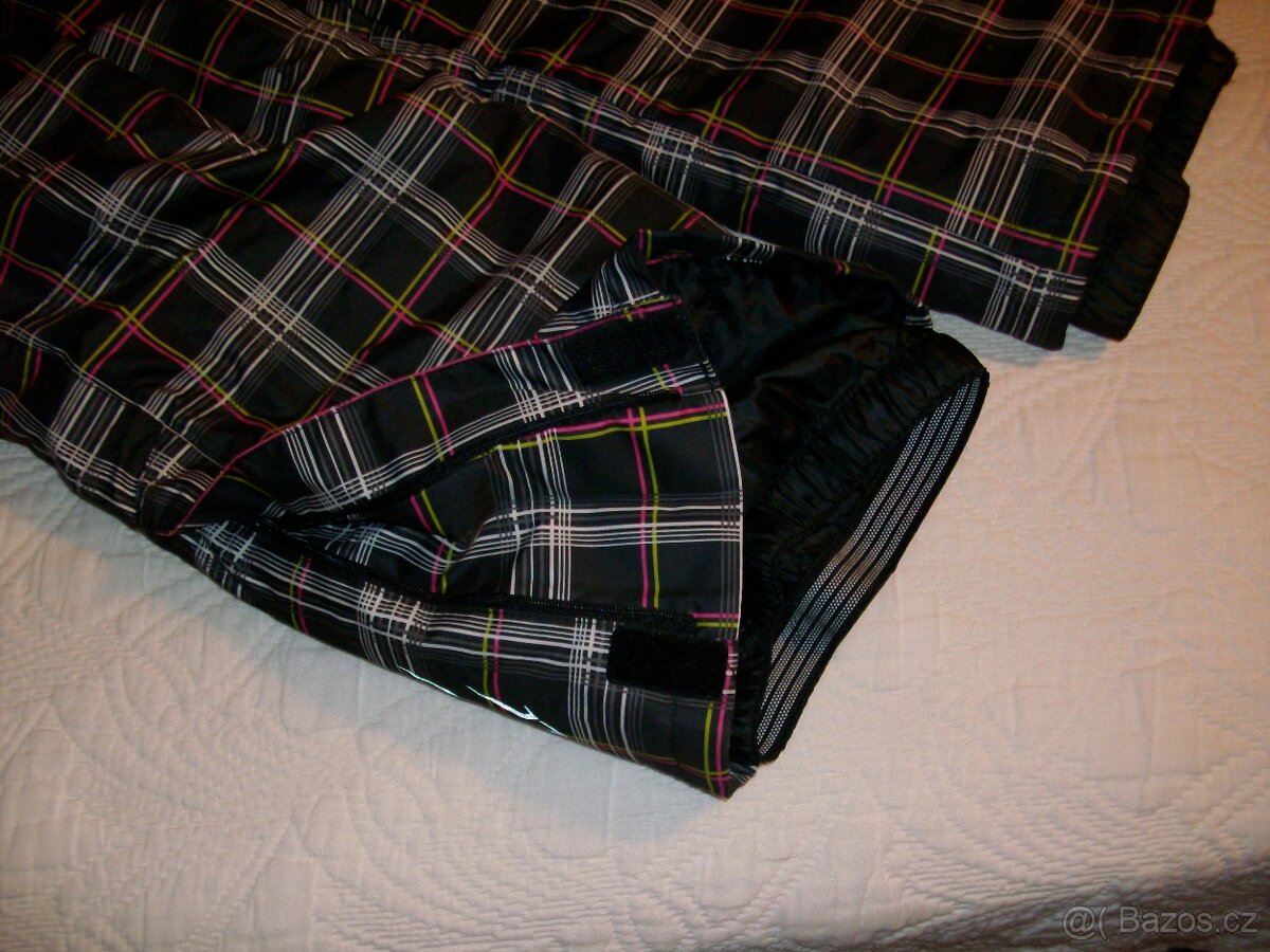 ZIMNÍ KALHOTY HANNAH a dětské oteplováky LEWRO - 18