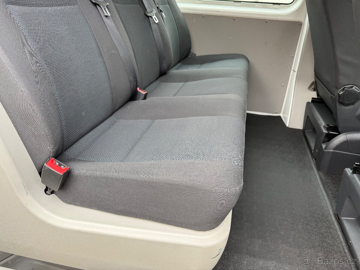 VW Transporter T6 229 tis.km Mixto barva Weis Multivan - 18