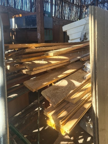 Soubor stavebního nářadí a stavebních hmot - 18