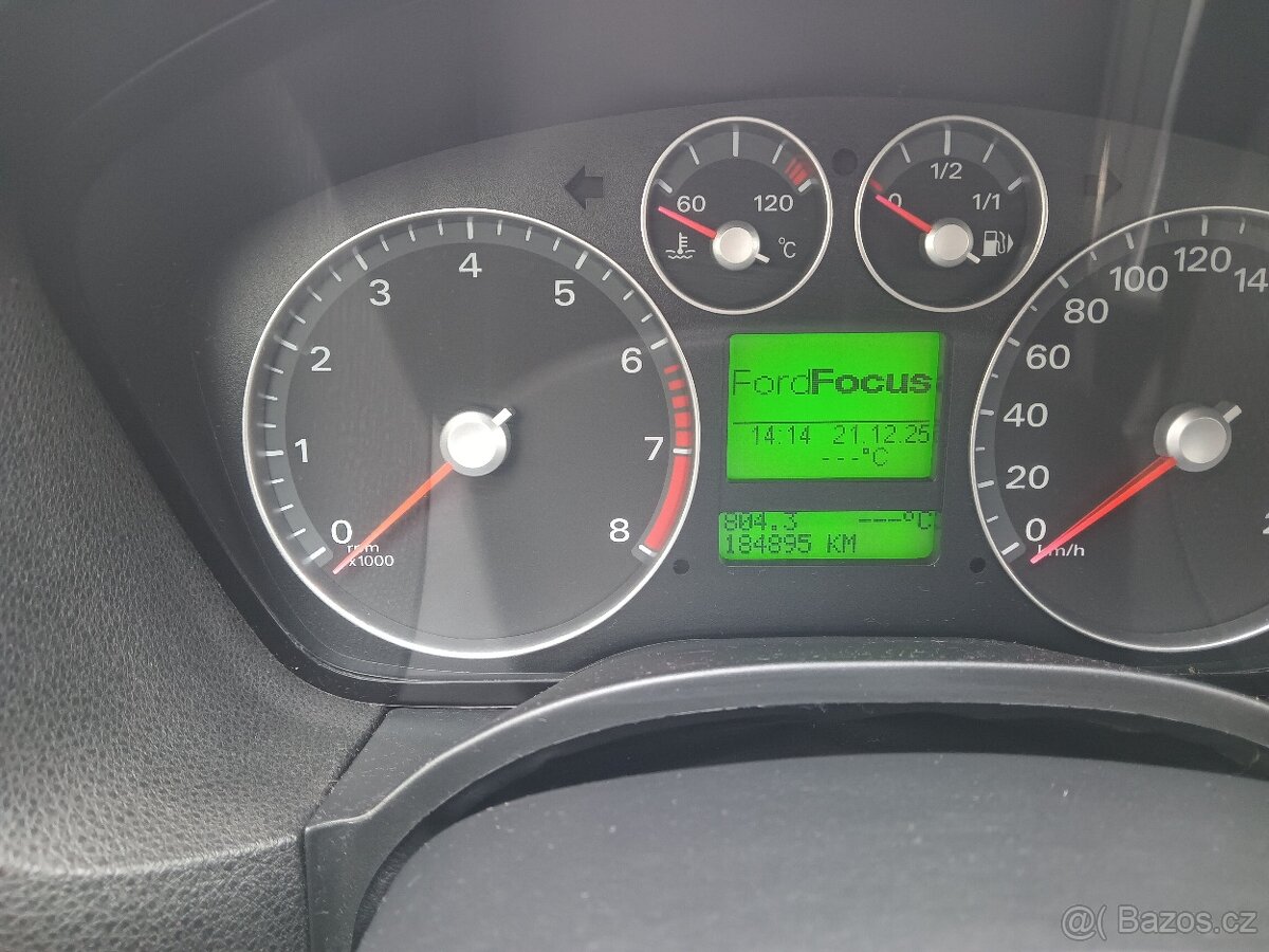 Ford Focus 1.6 16V Ghia - 18