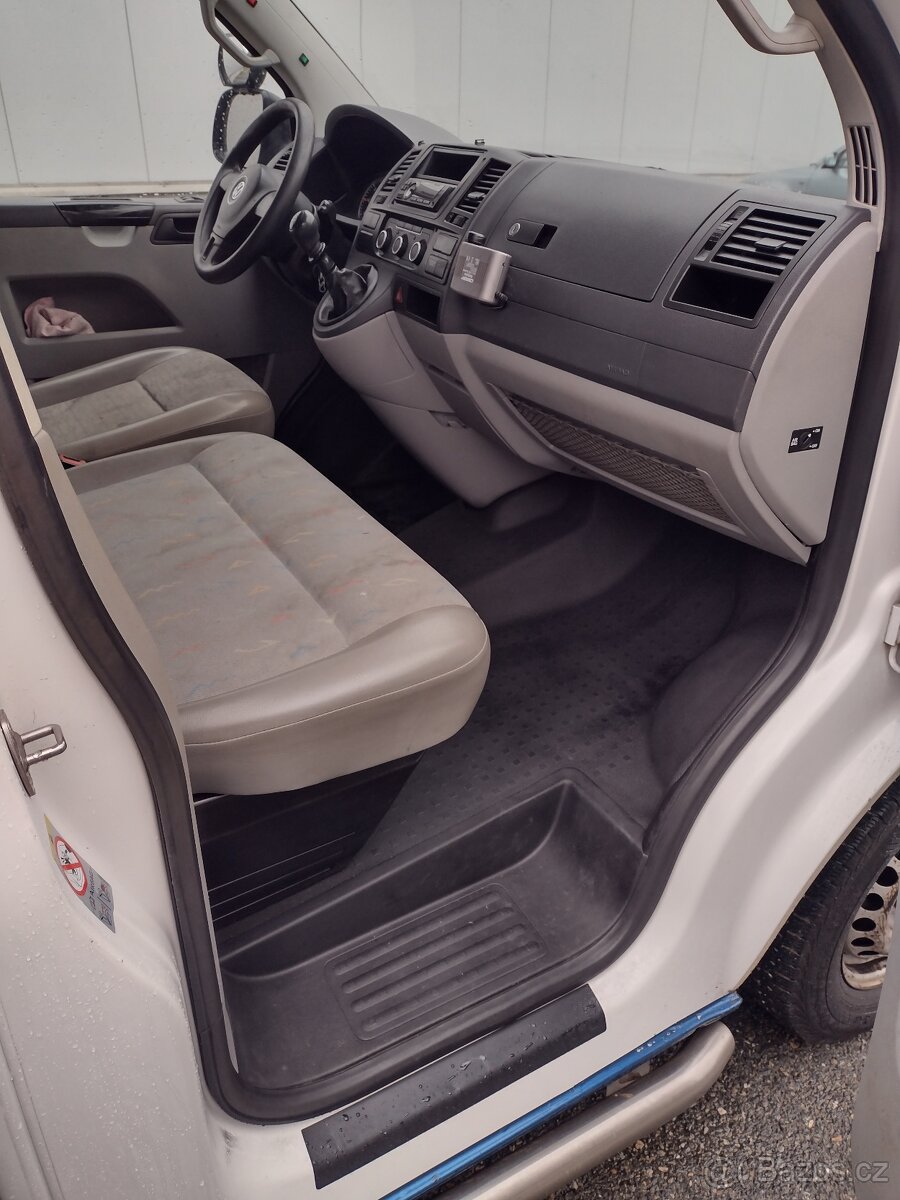VW Transporter T5,1 2.0TDI 103kW - 18