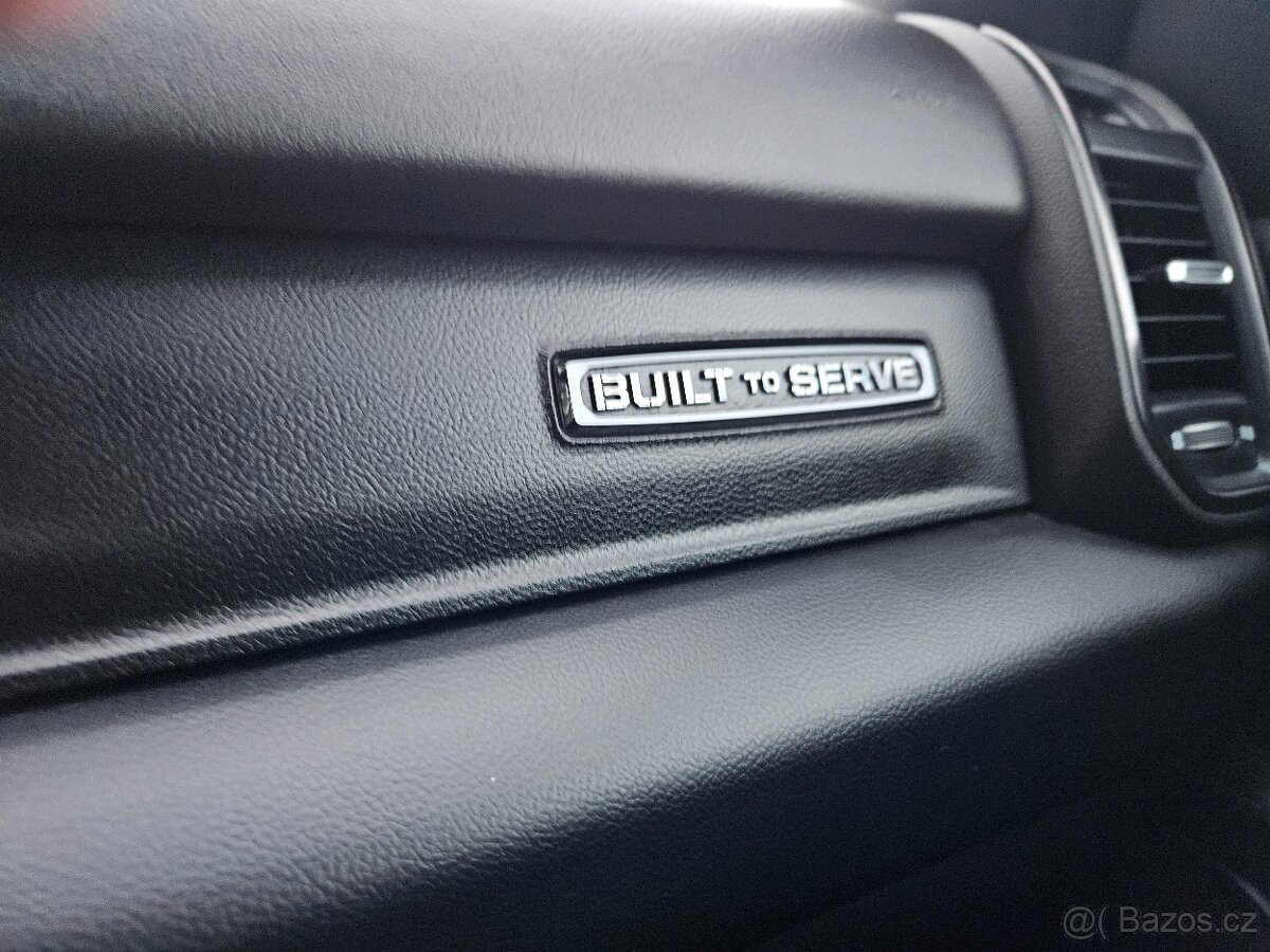 Dodge RAM 1500 5.7V8 Crew Cab r.v.2022 - 18