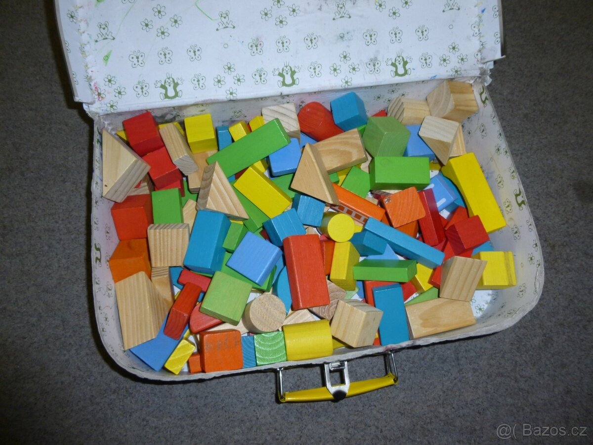 Nosička šátek na miminko, knížka o výchově, pexeso, kostky - 18