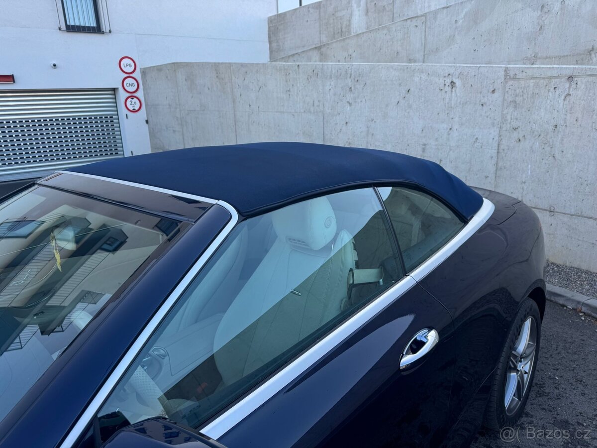 Mercedes-Benz E400 4MATIC - 18