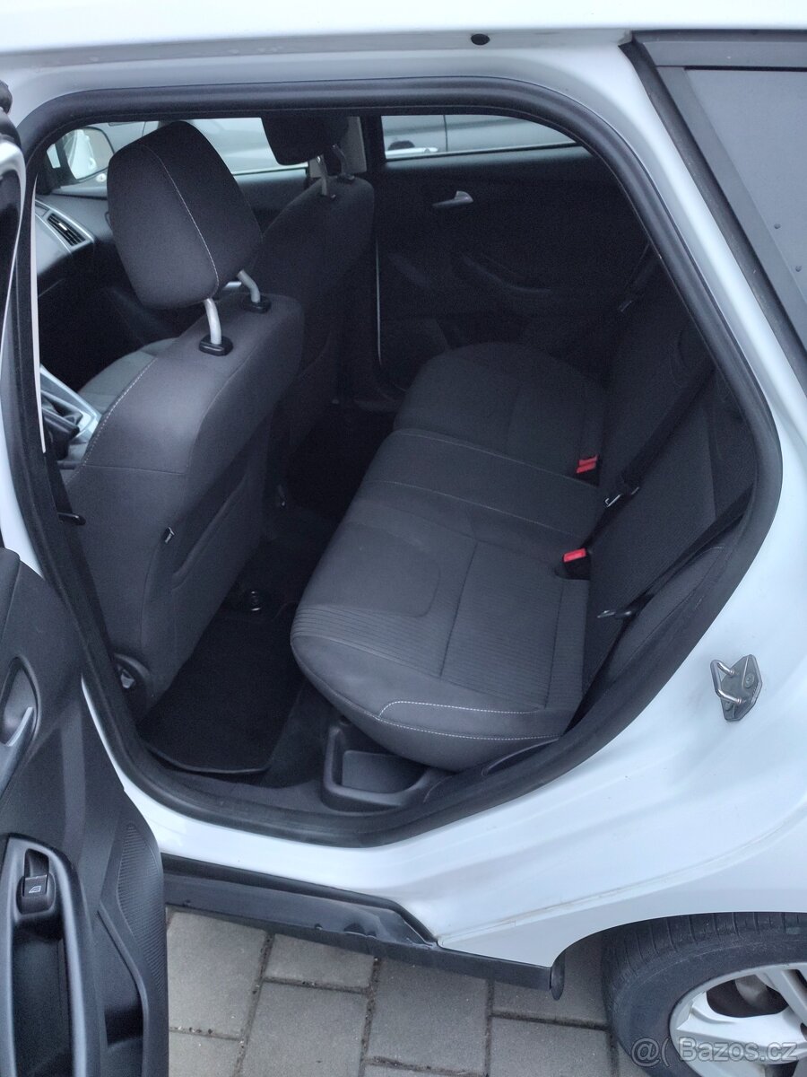 Ford Focus mk3 1,6 ecoboost 110kw r.v. 2013 titanium - 18