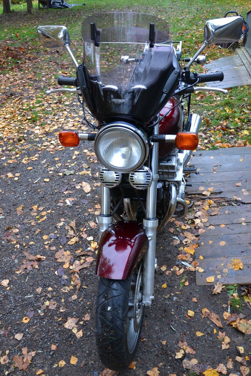 Honda CB750 SevenFifty - 18