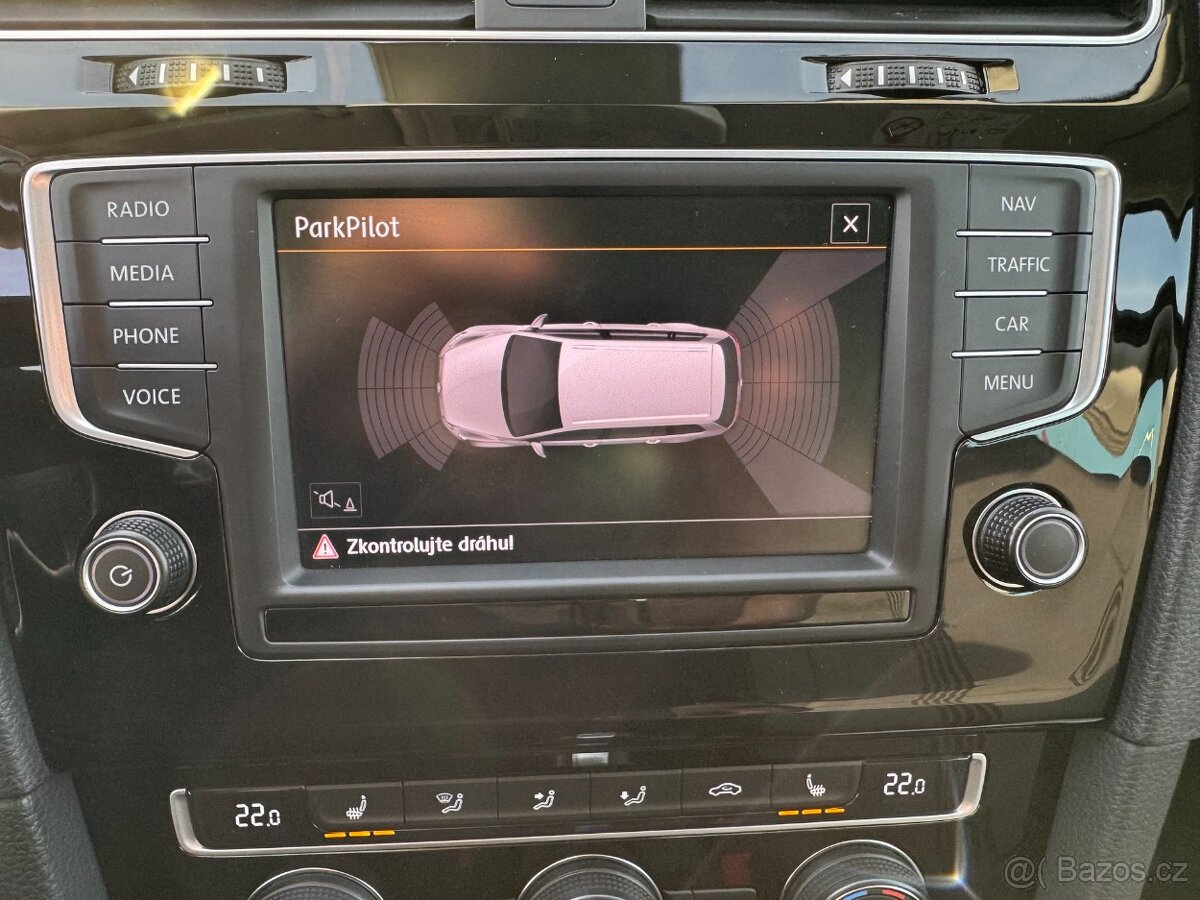 Volkswagen Golf 7 2.0 TDi DSG ALLSTAR Bi-XENON LED ALU-17 - 18