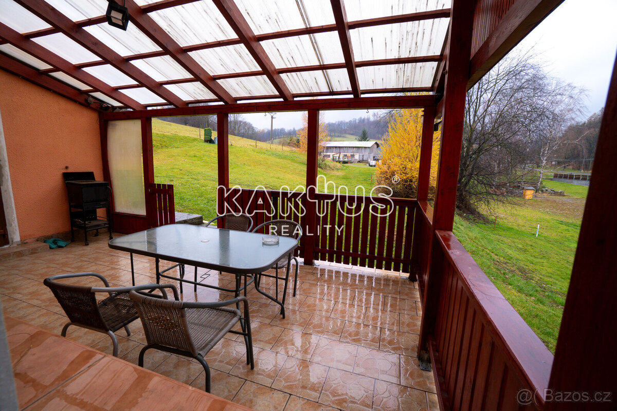 Prodej RD o dvou bytových jednotkách na ulici Staré Purkarti - 18