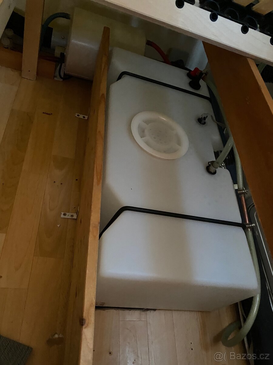 Karavan HOBBY 450 UF DELUXE - 18