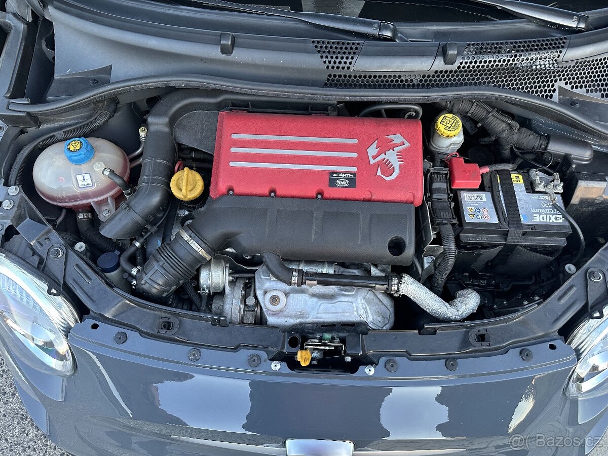 ABARTH 695 36000KM AKRAPOVIČ PRAVIDELNÝ SERVIS TOP STAV - 18
