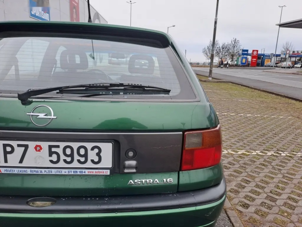 Opel Astra, 1.6i 2.MAJ VELMI PĚKNÉ AUTO - 18