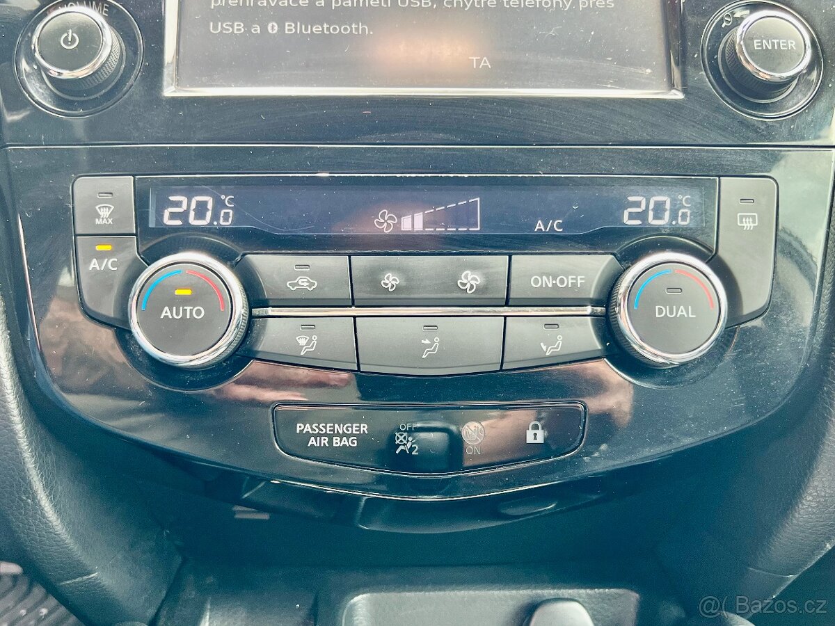 Nissan Qashqai 1,6 dCi / 360° KAMERY / TAŽNÉ /2016 - 18