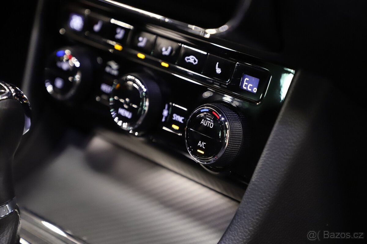 Škoda Superb 3 iV Combi TSI 160kW Sport - záruka Autodraft - 18