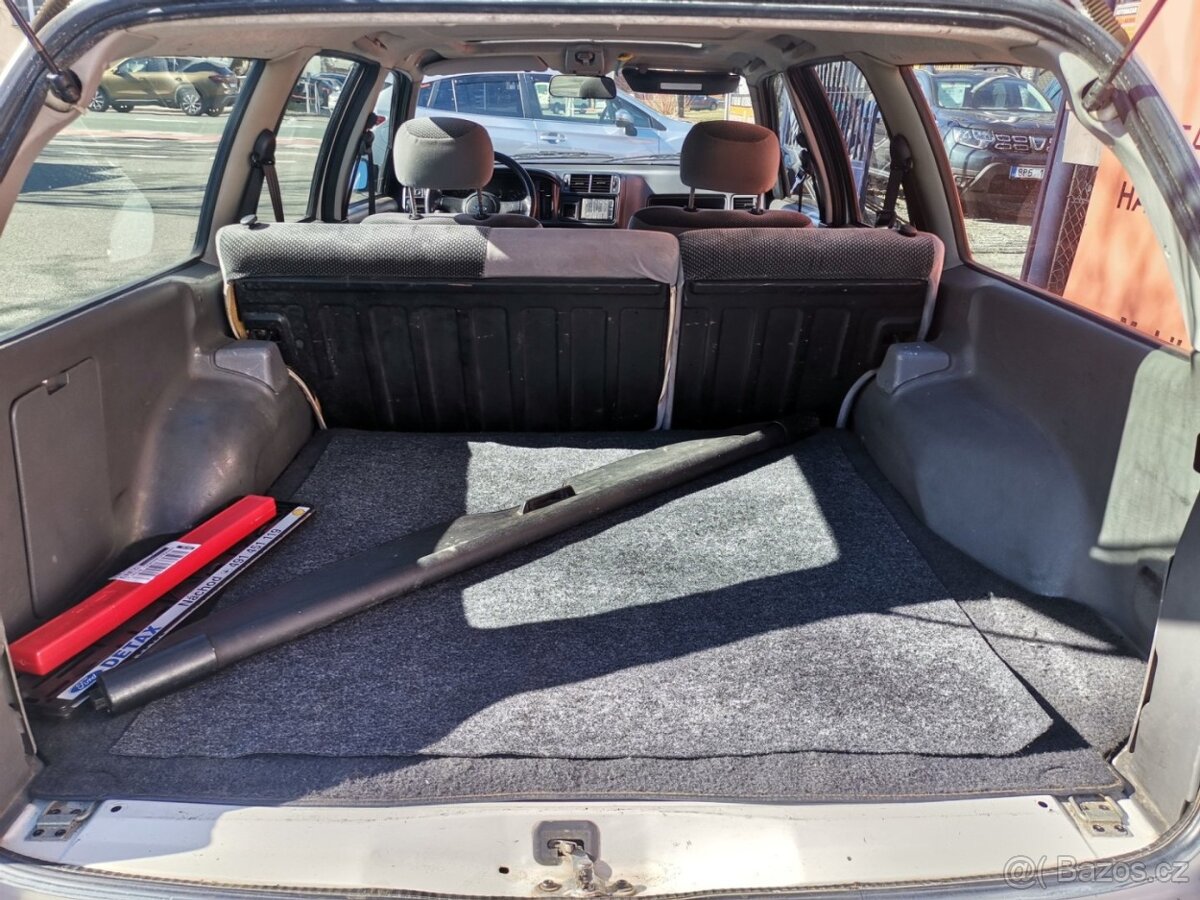 Ford Sierra 2.0i 74kw CLX Kombi - 18