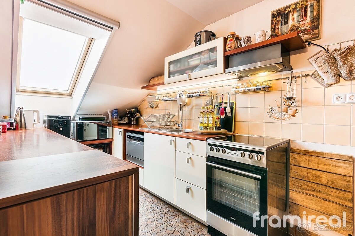 Prodej rodinného domu 297 m², Brno - Bystrc, ev.č. 01929 - 18