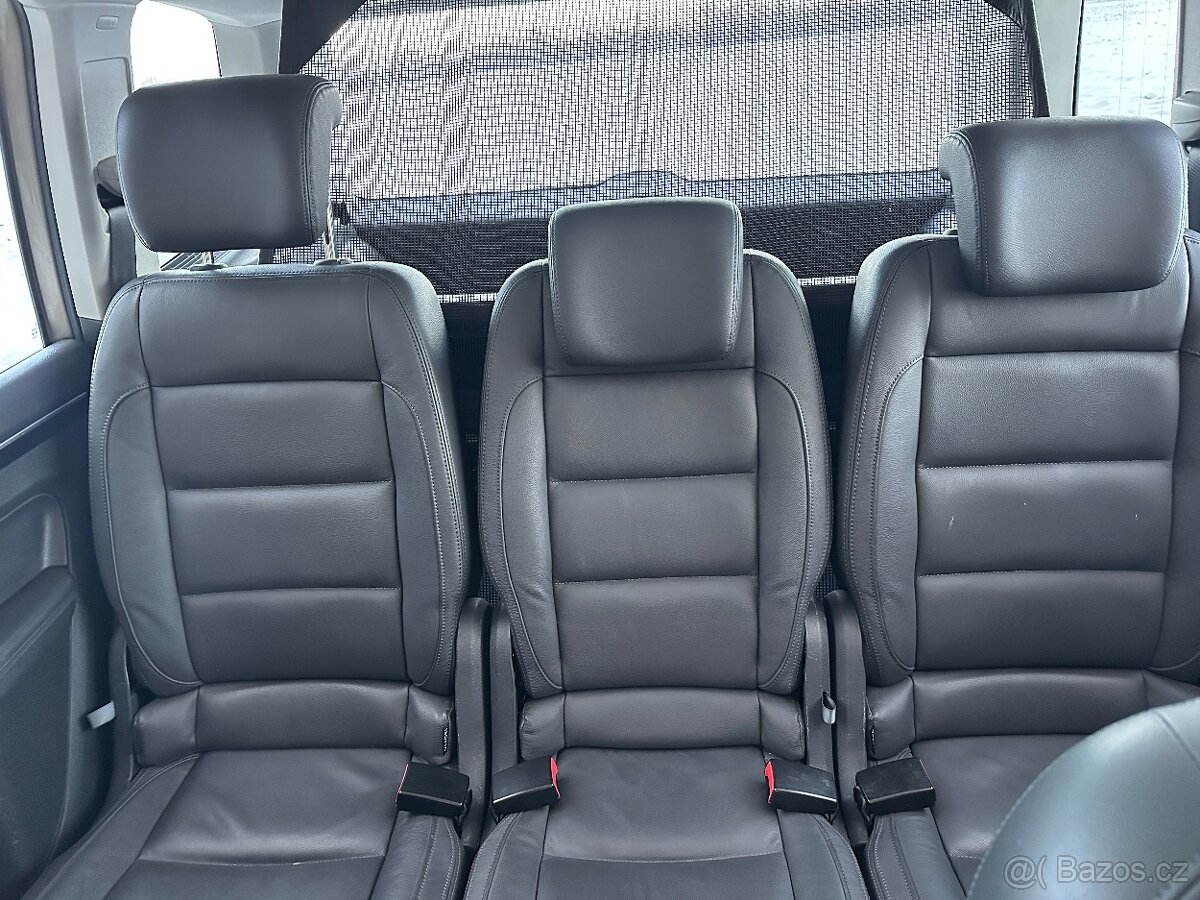 VW Touran 2,0 TDI 103 KW XENONY - 18