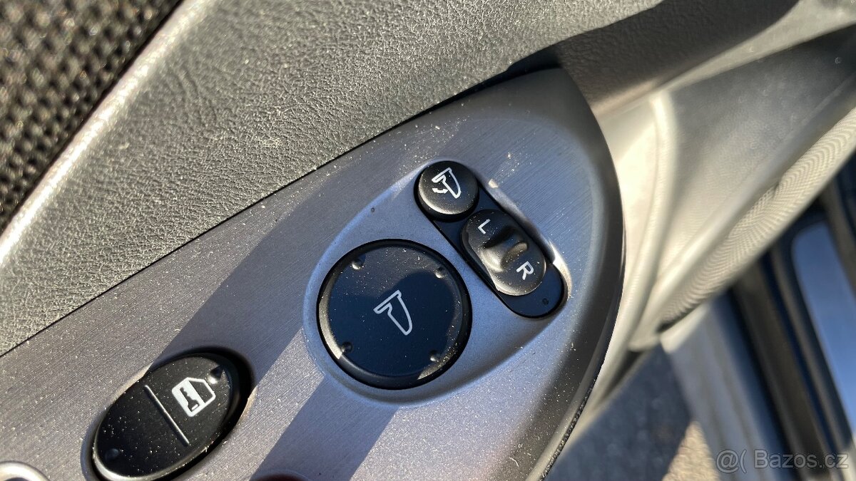 HONDA CIVIC 1.8 VTEC TYPE-S - 18