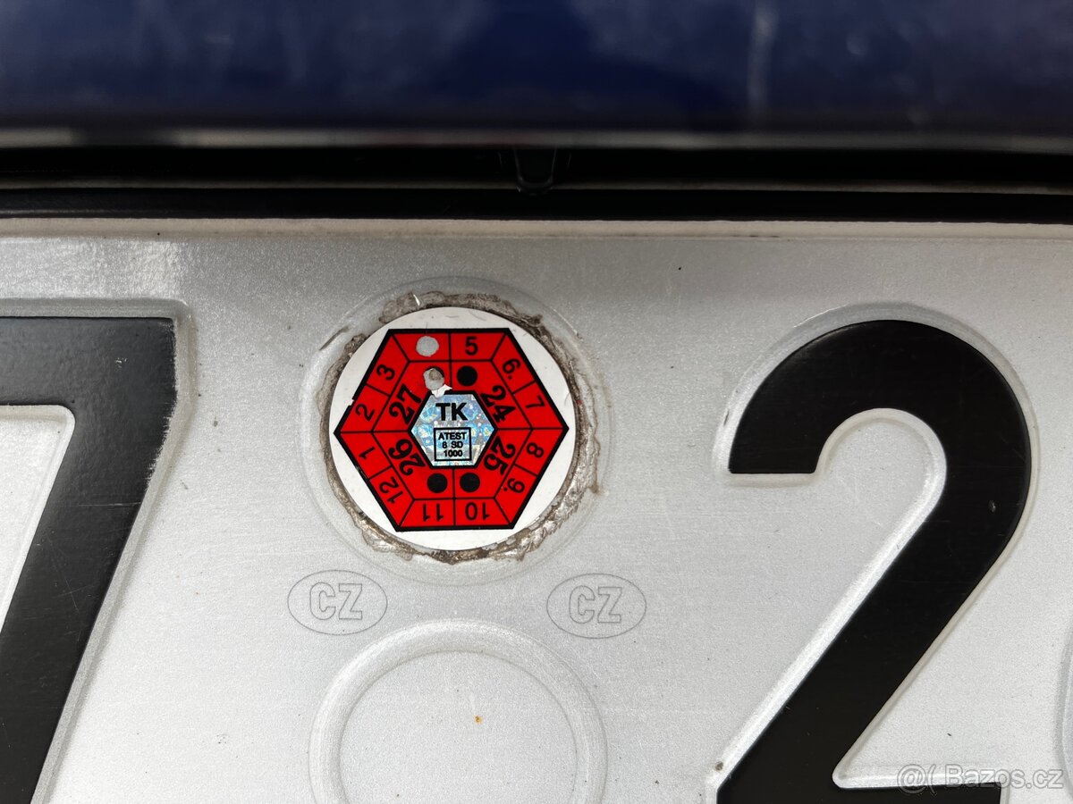 Volkswagen Touran 1,9TDi 7 míst 77kW - 18