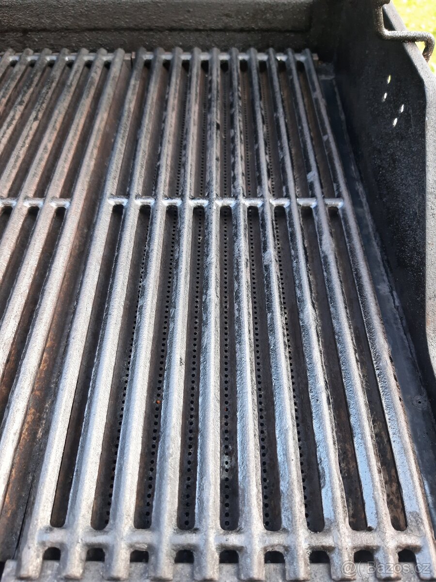 Zahradní gril CharBroil - 18