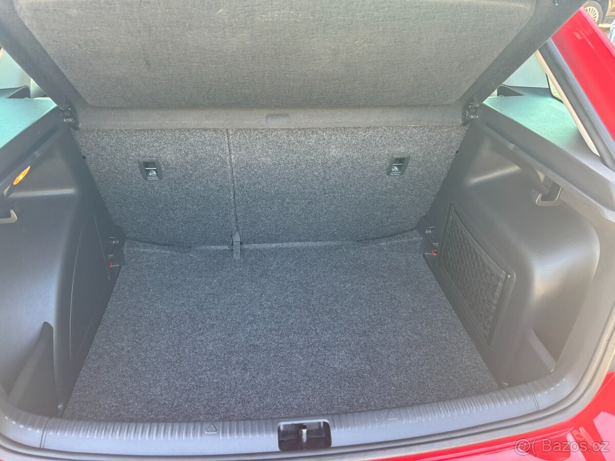 Škoda Rapid 1.2 Tsi 77kw Spaceback r.v.2015 serviska - 18